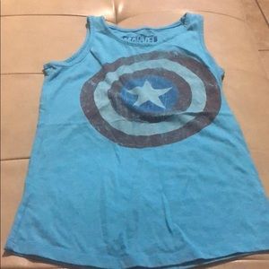 Captain America shirt with no skews not worn